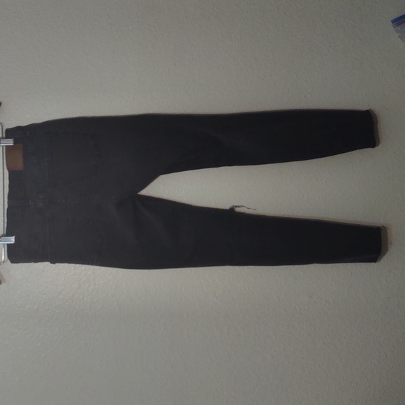 PRE OWNED MADEWELL SELF DISTRESSED JEANS HIGH RISE SKINNY - Picture 8 of 11